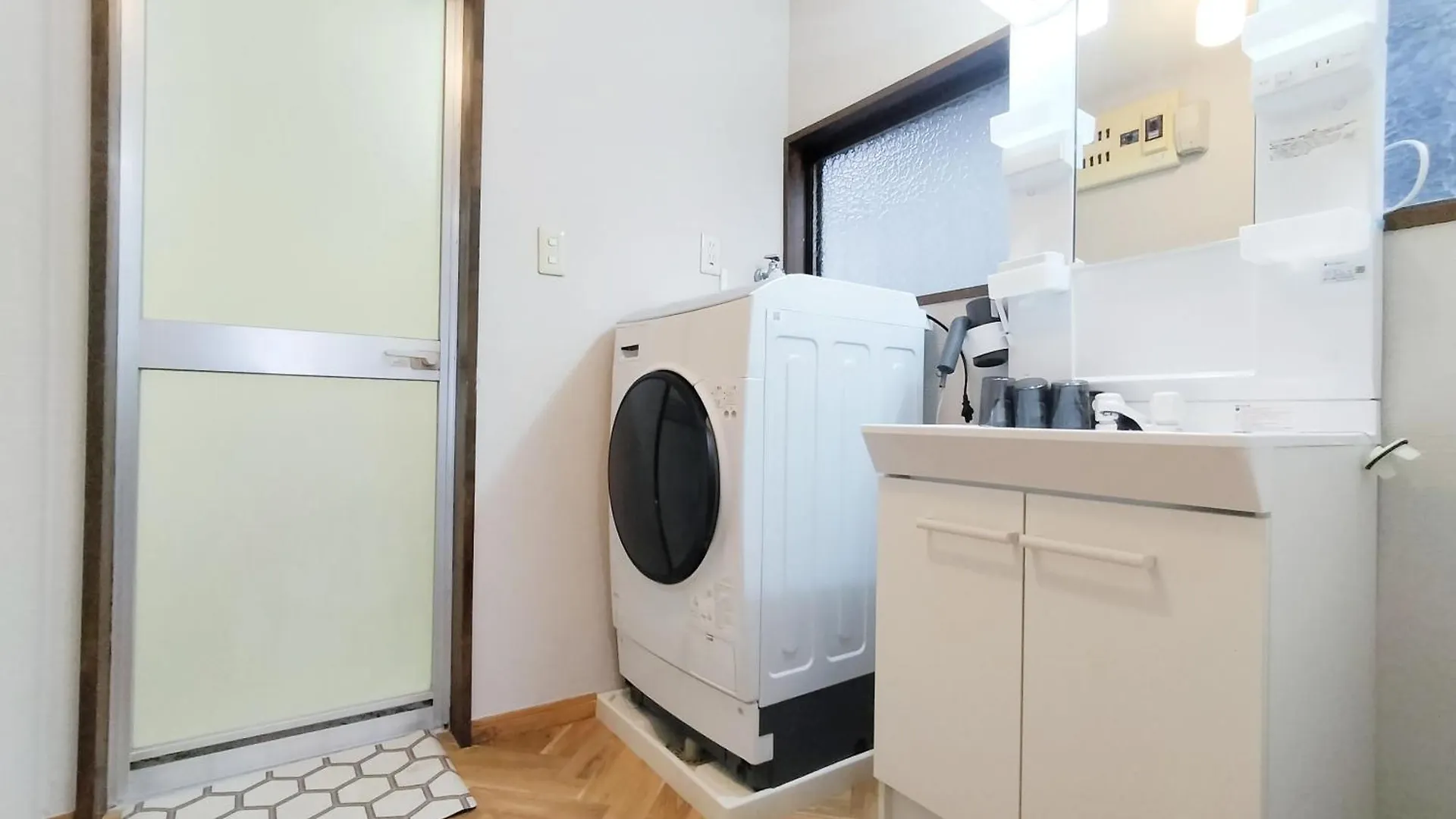 Apartment 独栋别墅 池袋商圈 大塚站7分钟 4室1厅2浴室2卫生间 交通便利 最大12人 Ikebukuro Center 7 Mins To St Max 12P 直达新宿 涉谷 表参道 池袋 上野 代代木 银座 原宿 Tokyo